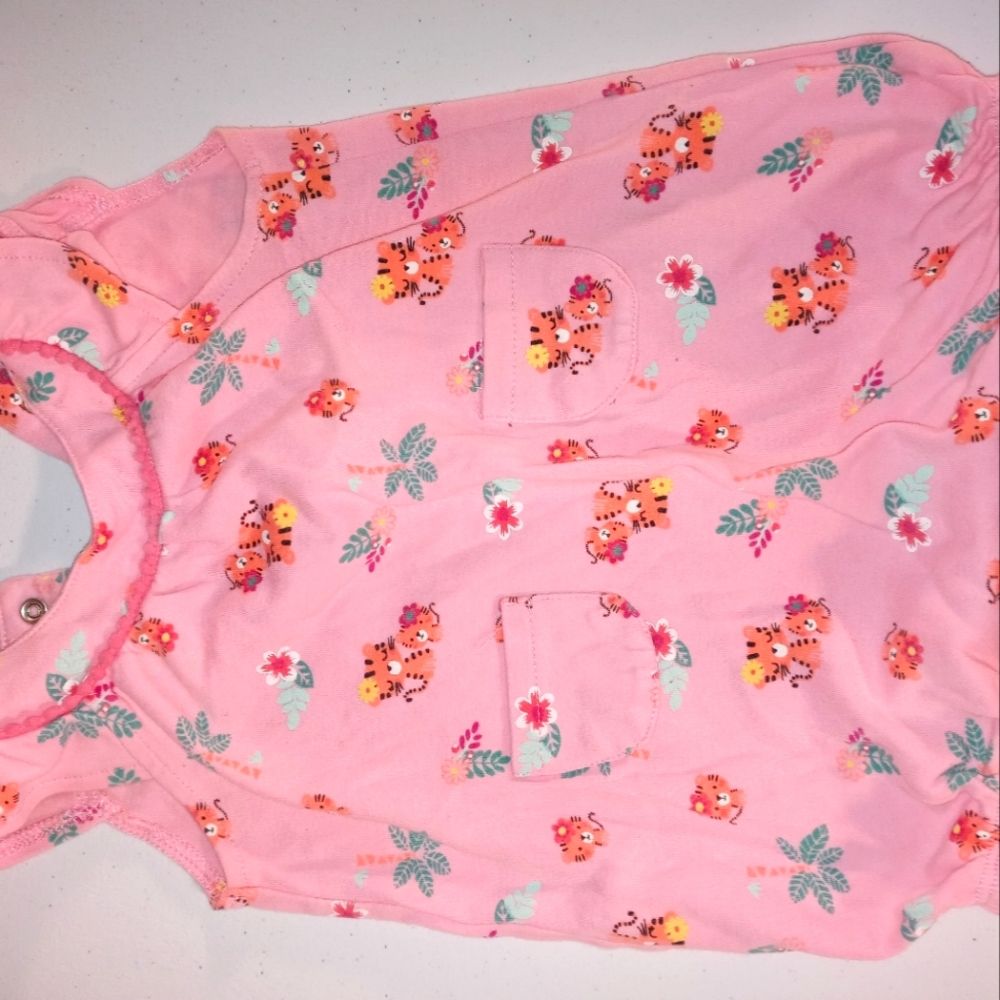 Little wonder size 12 months girl spring /summer outfit/ onesie pink with tigers